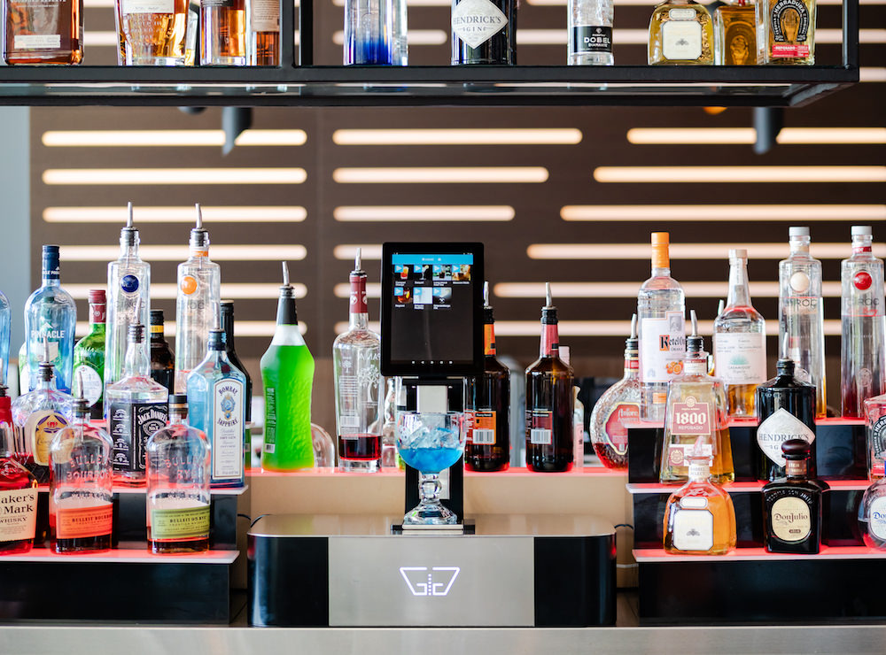 https://www.cocktailsmachine.us/wp-content/uploads/2018/09/GiG_Pro_Cocktails_Machine_bar.jpg